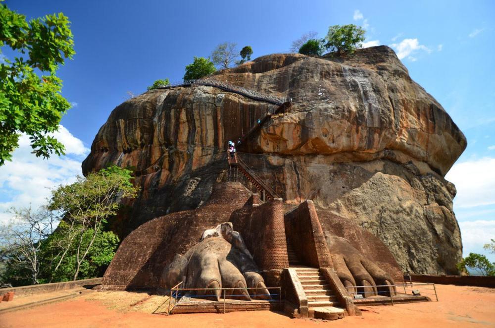Sundaras Resort & Spa Dambulla Exterior photo